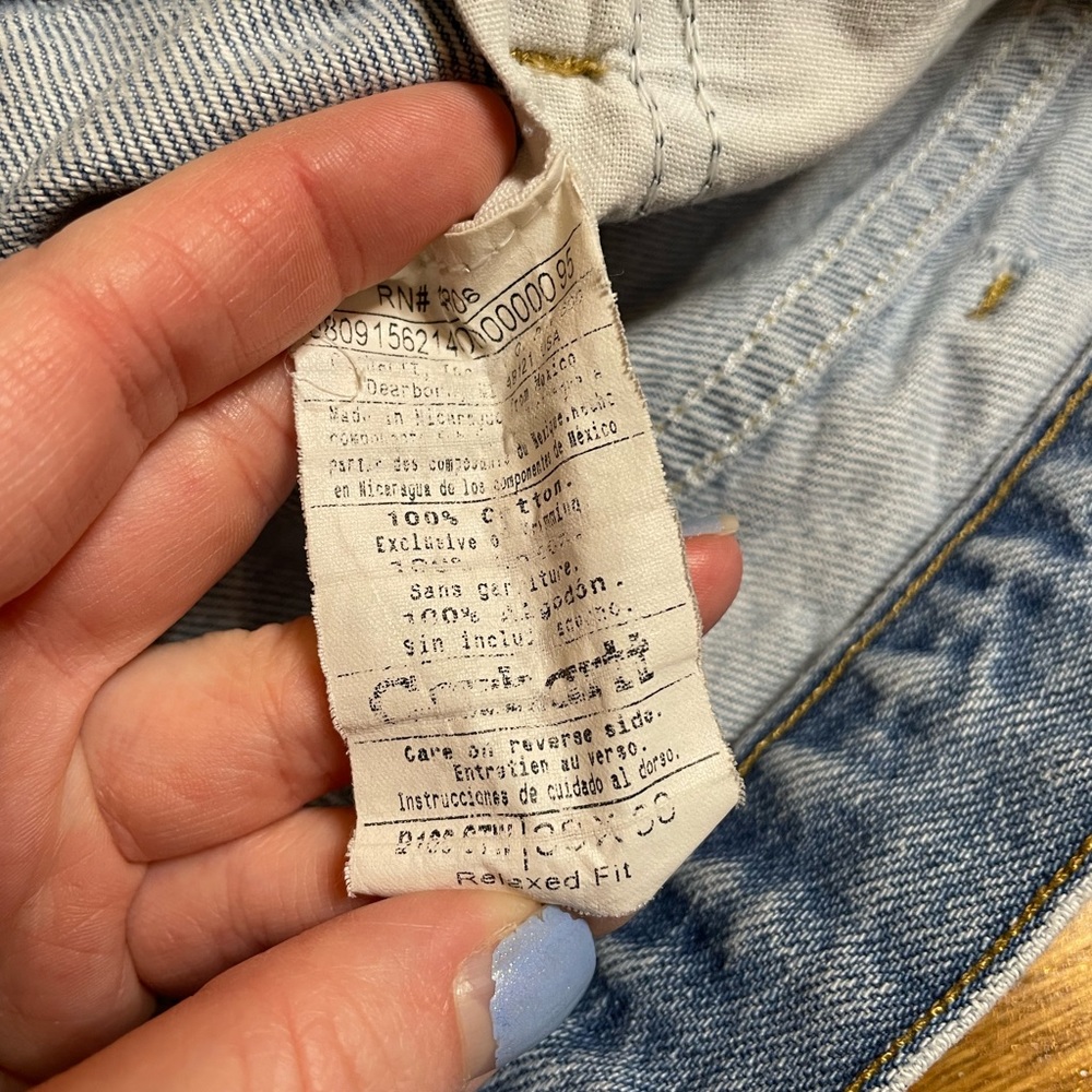 Carhartt Light Wash Relaxed Fit Jeans - Picture 10 of 12